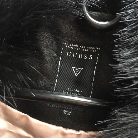 GUESS Gabby Fur Vest - Picture 4 of 8